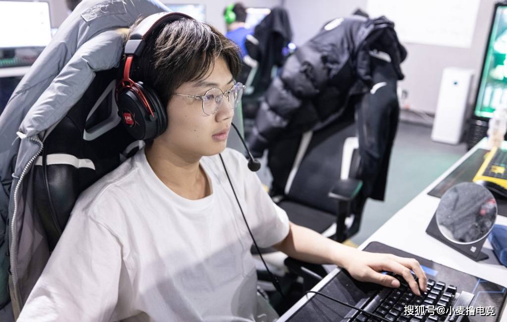 NS险胜G2，Jankos打出惊人五杀强强对话小组赛，技惊四座