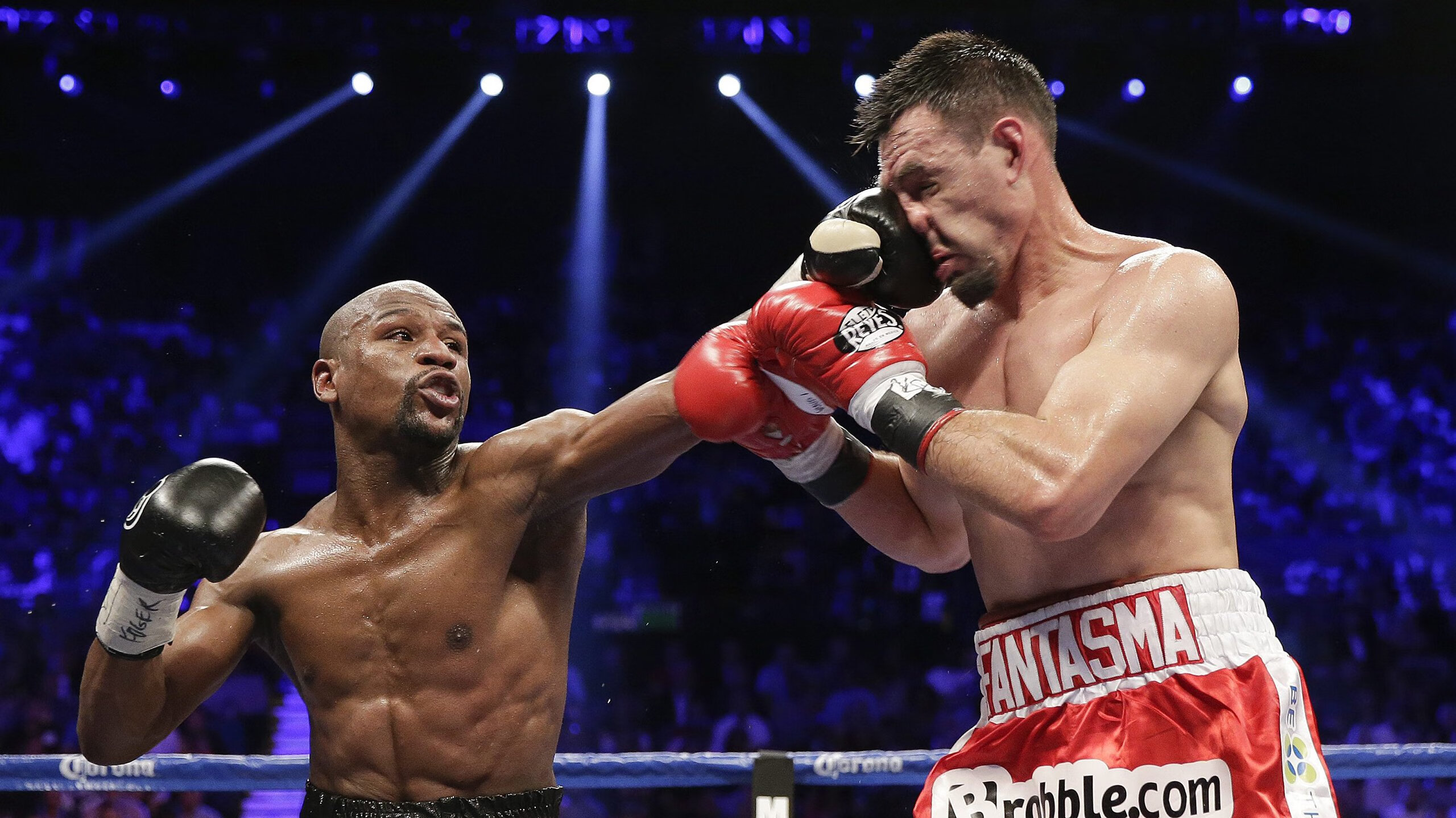 当防线成为第一道攻击线，从富安健洋到洪都拉斯，看现代足球的逆向压制艺术