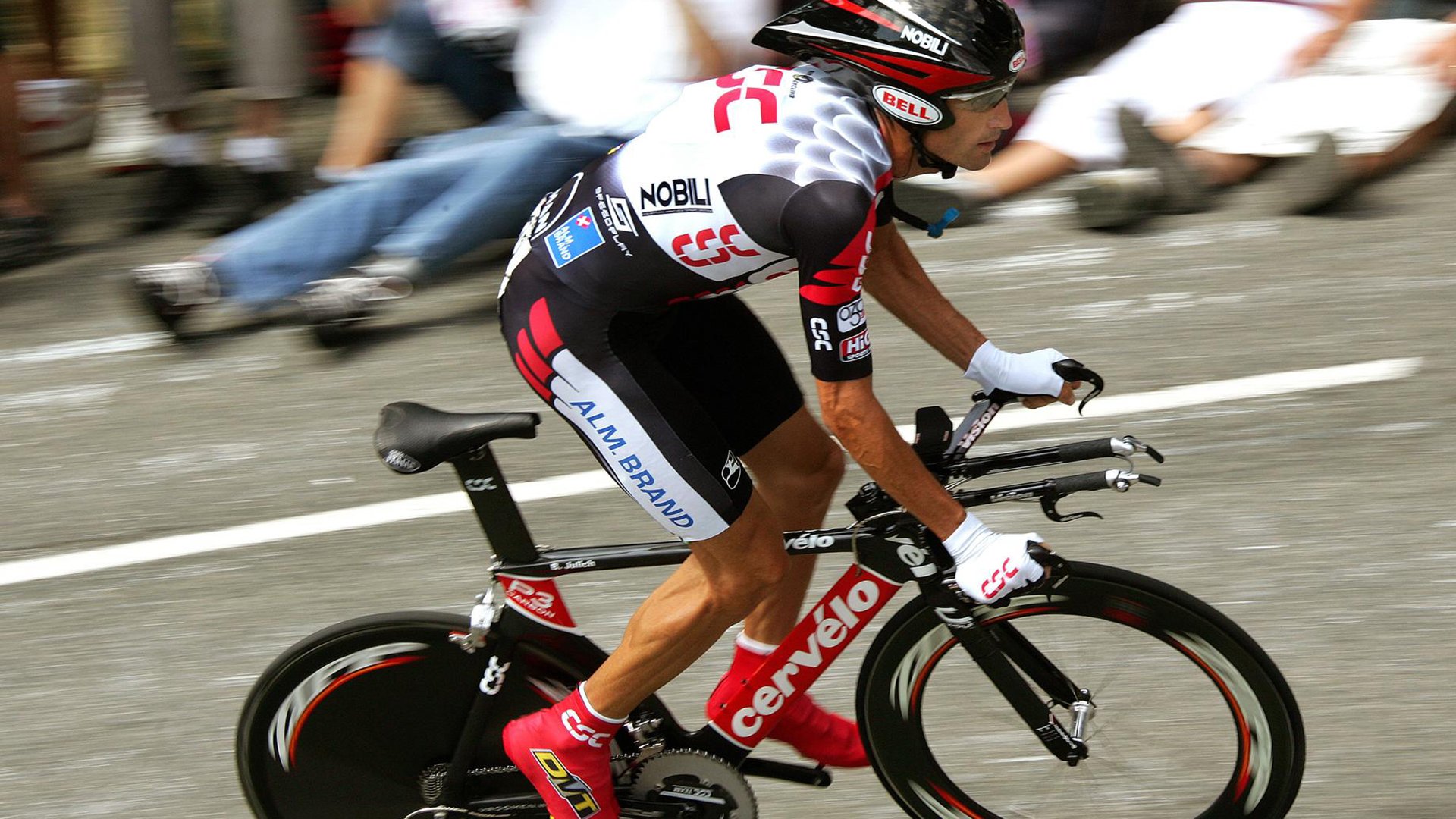 一场美洲杯，双重救赎！乌拉圭掀翻加拿大，伤仲永加克波踢出真巨星