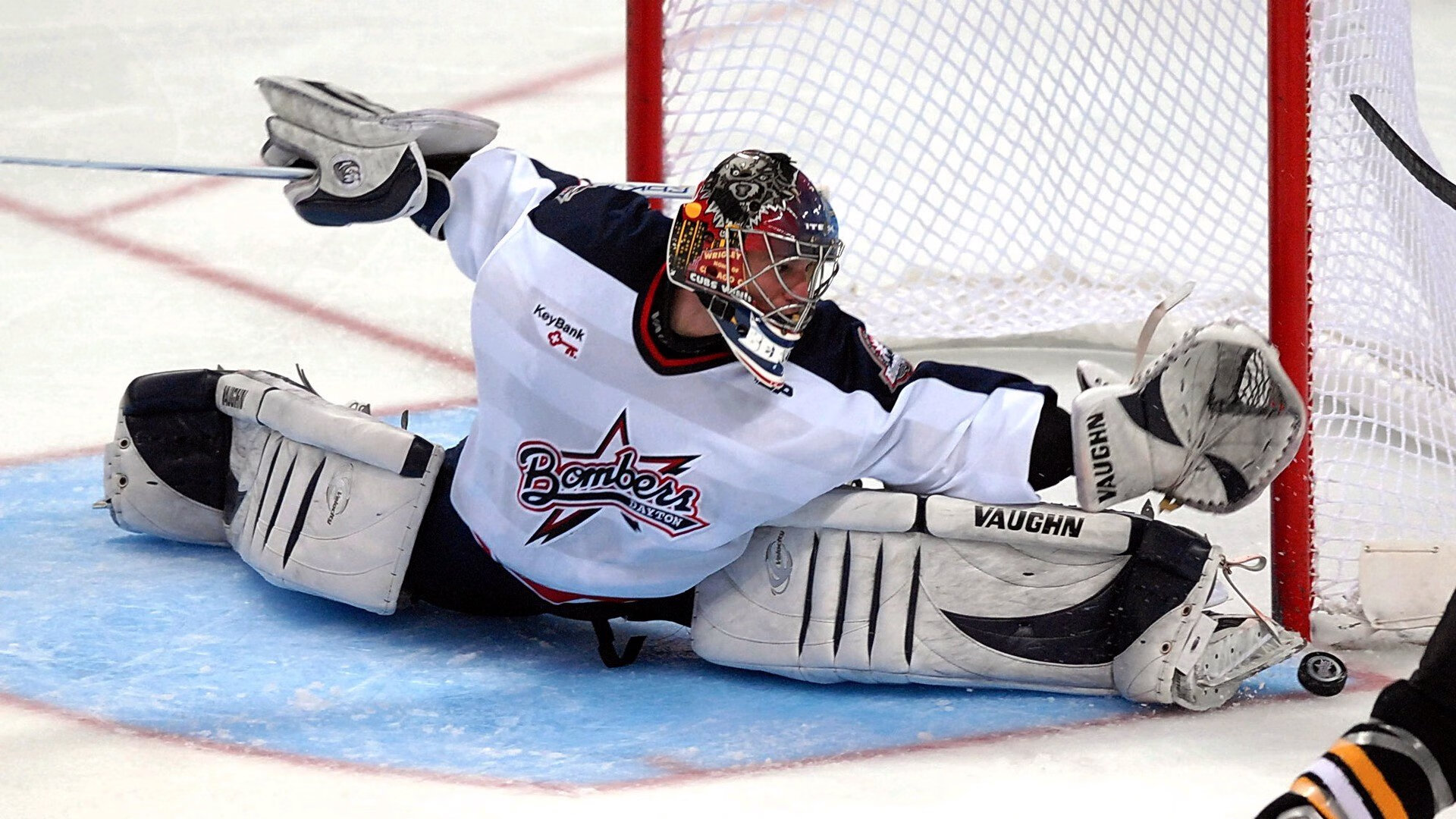 奥纳纳季后赛之夜爆发,打破质疑用实力说话