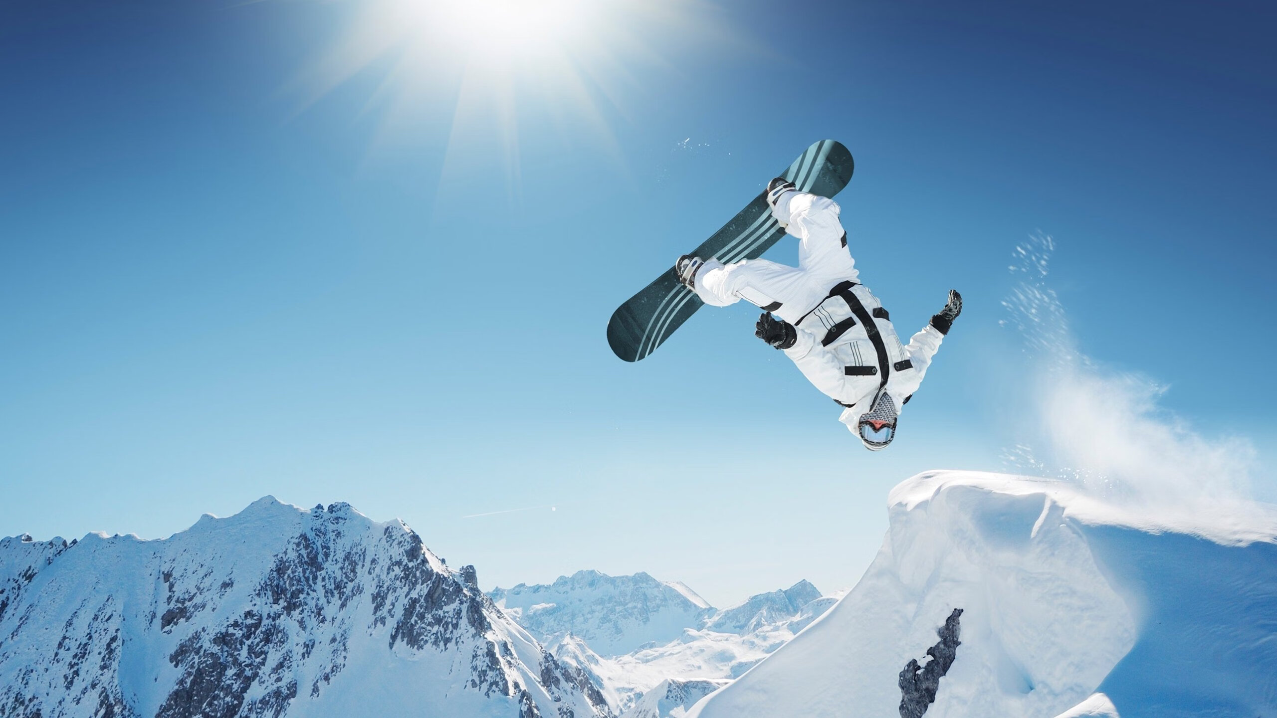 雄鹿速胜独行侠背后,锡安·威廉姆森接管比赛之夜,字母哥怎么了?